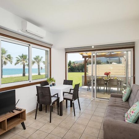 Pebble Beach Apartment オロクリニ エクステリア 写真
