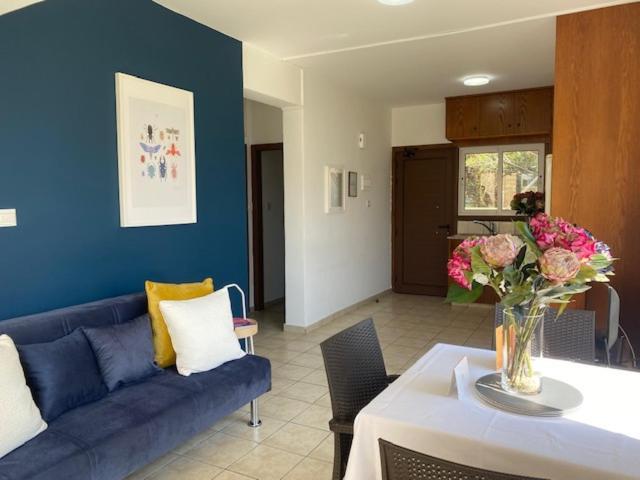 Pebble Beach Apartment オロクリニ エクステリア 写真